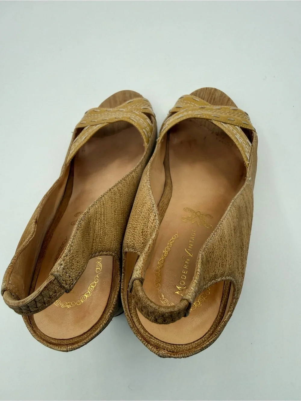 RARE MODERN VINTAGE Diva Sand Rockabilly Pinup Wedge Platform Heels Size 38